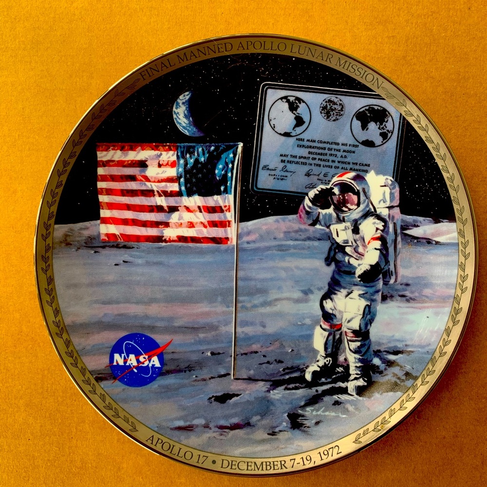 1994 Bradford exchange number NASA plate